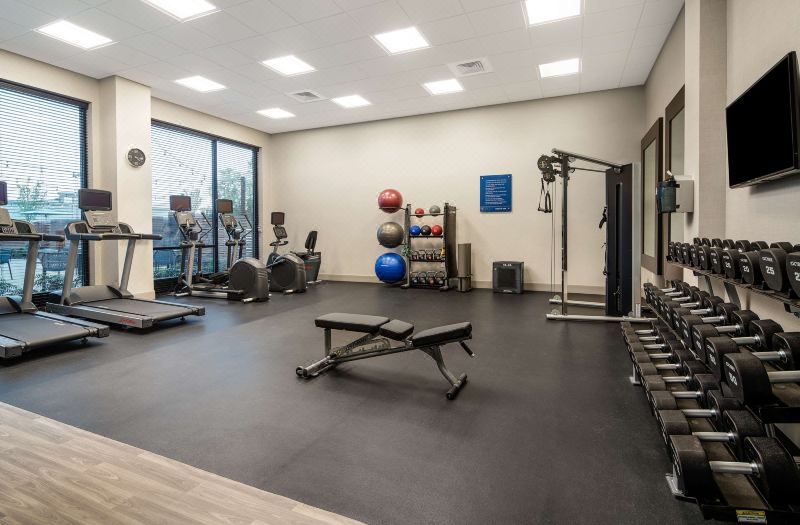 Hampton Inn & Suites by Hilton Raleigh Midtown photo 2