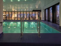 Adina Apartment Hotel Munich - С бассейном