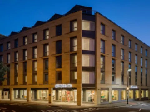 ハンプトン バイ ヒルトン バス シティ バースのホテル