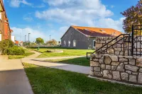 Countryside Suites Kansas City Independence I-70 East Sports Complex Hotel - 2-Star