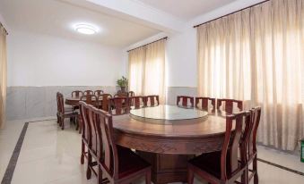 Hu jing yang guang hao hua yang fang du jia bie shu - Housity