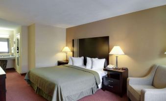 Quality Inn & Suites Clarksville