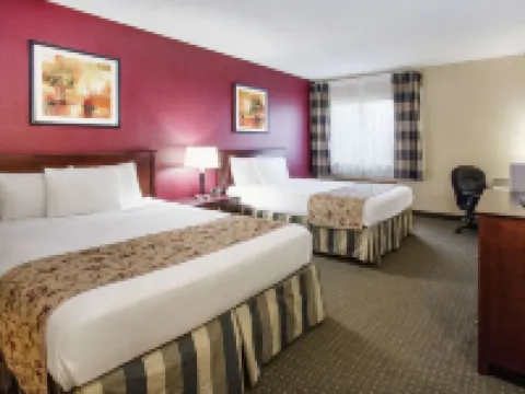 Ramada by Wyndham Bettendorf Hotels in Bettendorf