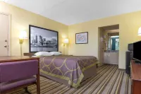 Super 8 by Wyndham Wapakoneta
