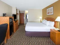 Americas Best Value Inn Canton فنادق في كانتون