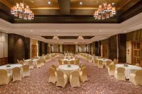 Radisson Blu Plaza Resort and Spa Karjat - breakfast