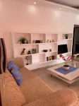 Stylish 2R-2B Apt Near the Beach and Main Street