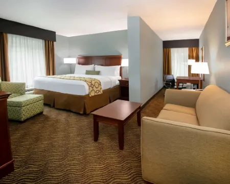 เบย์มอนท์ อินน์ แอนด์ สวีทส์ บาย วินด์แฮม บราเซลตัน โรงแรมในBraselton