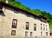 Hotel la Balsa Hotels in Onis
