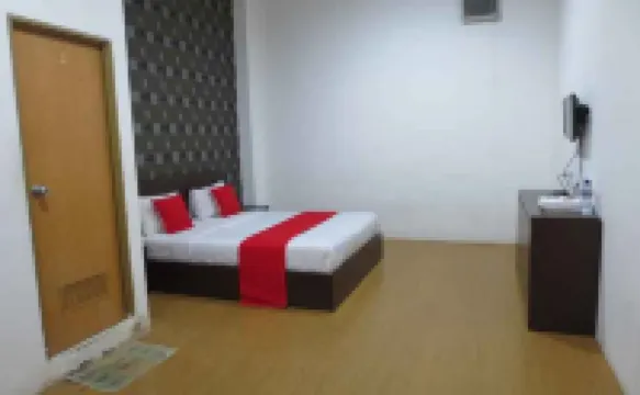 Glory Mansion Resident