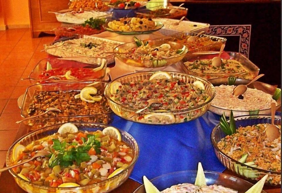 1. 호텔 클럽 펠로..