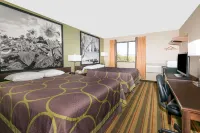 Super 8 by Wyndham Topeka/Wanamaker RD/I-70 Hotels in Topeka