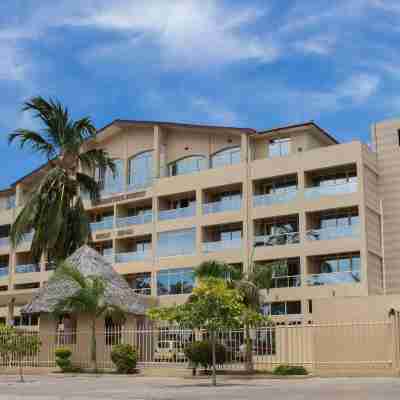 姆貝茲地標海灘度假村 Hotel Exterior