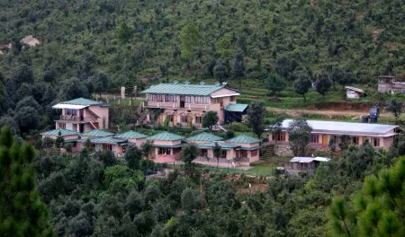 Parwati Resort - A Luxury Himalaya View Resort in Patal Bhuvaneshwar