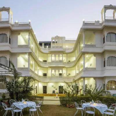 SAI PALACE マーベルウォーターパーク周辺のホテル