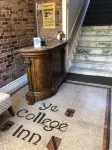 College Inn Hotel