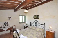 Castelmuzio by PosarelliVillas - Homestays