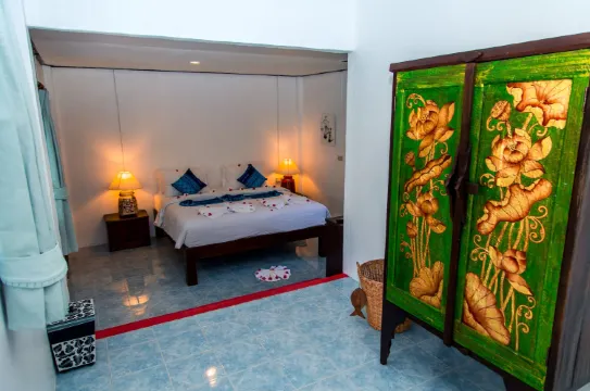 ห้องเตียงใหญ่พร้อมลานระเบียง(เตียงคิงไซส์)