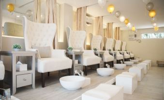 Mellow Apartelle and Tourist Inn - Housity