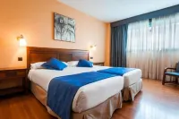 Hotel Las Provincias Hotel dekat Kepler study center