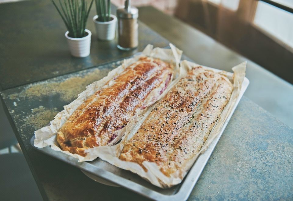 체코 인 프라하 공용 주방 또는 다이닝 공간