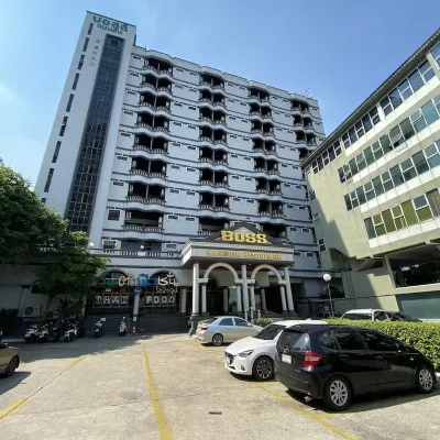 Boss Hotel Hotels near Gateway Ekamai