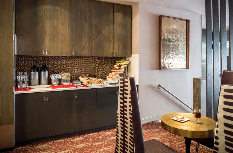 Charlesmark Hotel photo 5
