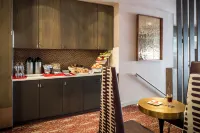 Charlesmark Hotel - Desayuno