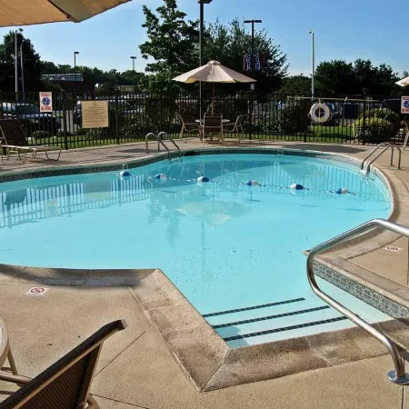 Hampton Inn West Springfield