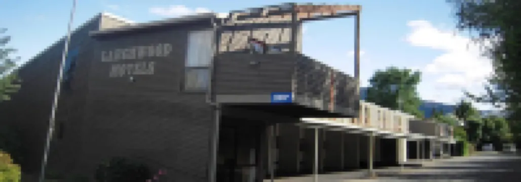 Larchwood Motel