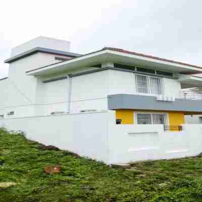 GB Castle Guesthouse - Yelagiri Hotel Exterior