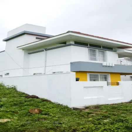 GB Castle Guesthouse - Yelagiri