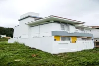 GB Castle Guesthouse - Yelagiri - 3 Yıldız