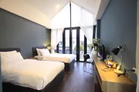 The Nichehome Waterside Living Hotels in San Phranet