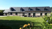 La Longère des Nuits de Varenne Hotels in Mesnil-Follemprise