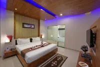 Hotel the Rising Hotels in Kemri