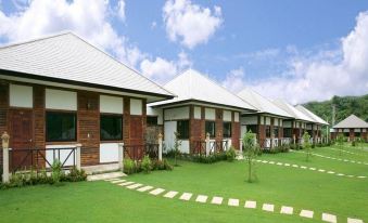 Naraihill Golf Resort and Country Club Hotel