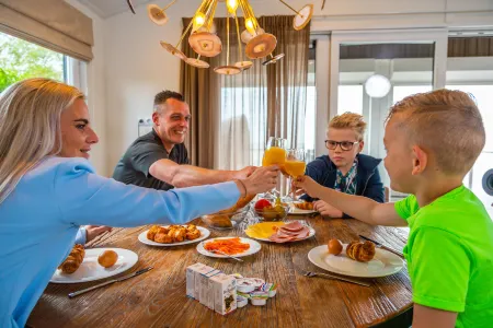 EuroParcs Markermeer Отели в г. Андейк