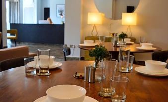 Q8 Boutique Hotel