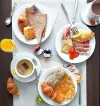 Kyriad Grenoble Centre Hotels in Claix