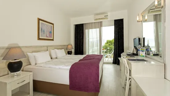 Charm Beach Hotel - All Inclusive