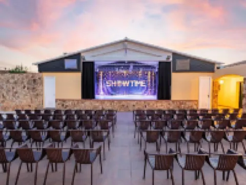 Tirreno Resort Hoteles en Orosei