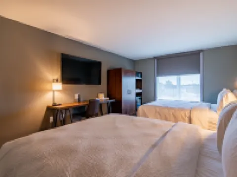 Four Points by Sheraton Brunswick Hotels in Dock Junction