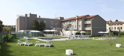 Hotel Franz Отели в г. 