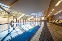 DoubleTree by Hilton Sighisoara - Cavaler - Parkplatz