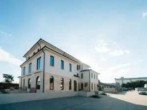 ARN Boutique Hotel