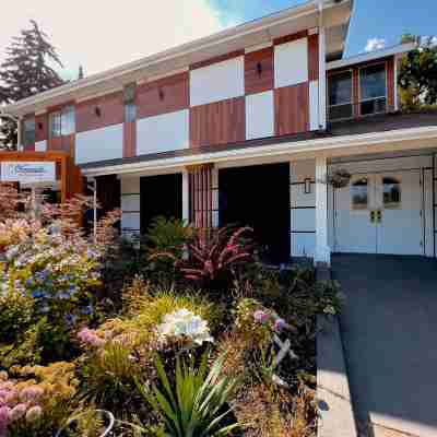 The Oceanside, a Coast Hotel Hotel Exterior