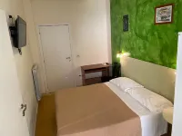 스테이션의 B&B 앤티치 리버베리