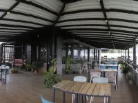 Tulip Guest House & Cafe Hotels in Junrejo