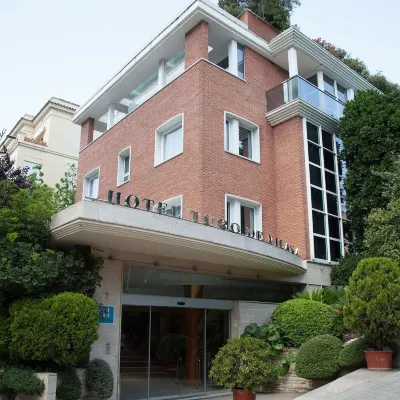 Vilana Hotel Boutique Hotels near Funicular del Tibidabo